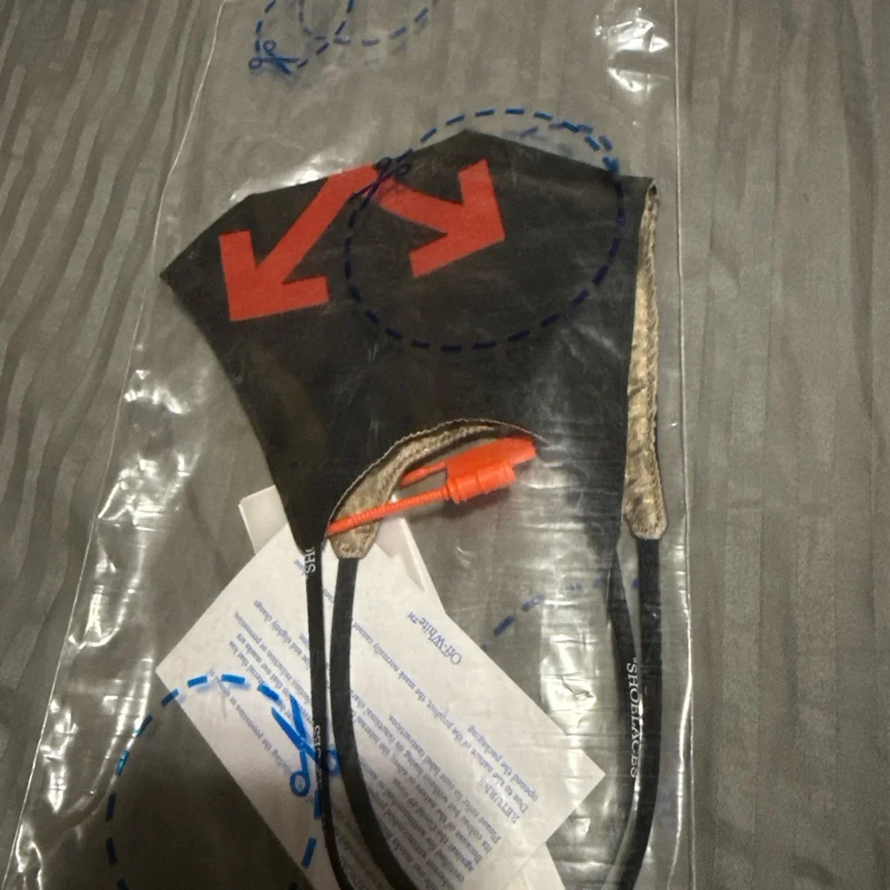Off-White Black and White Mask